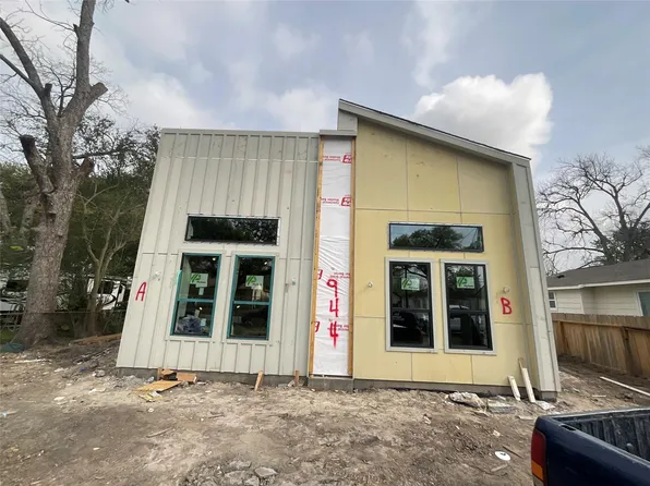 944 Lucky St, Houston, TX 77088