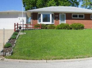 2700 Barton Ave, Waterloo, IA 50702