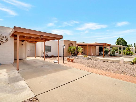 2nd image of 310 N Calle Del Lago