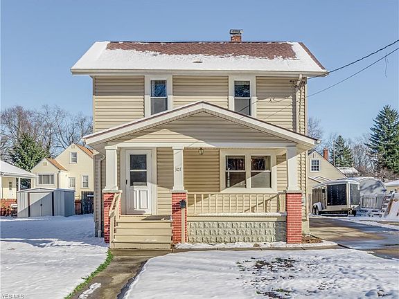2nd image of 307 E Park Blvd