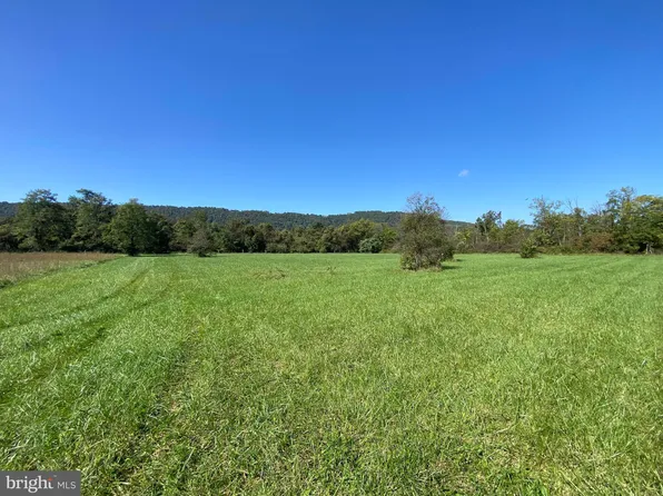 587 Tabler Station Rd, Inwood, WV 25428