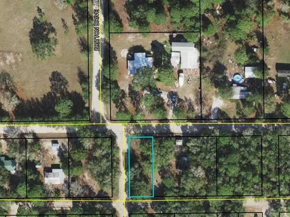 15 Ida St, Panacea, FL 32346
