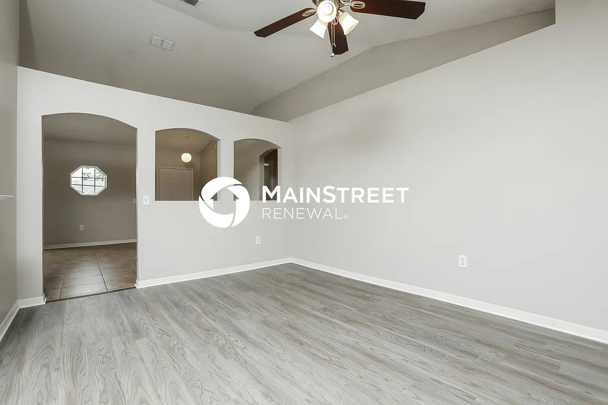 Living Room - 2708 Derby Dr