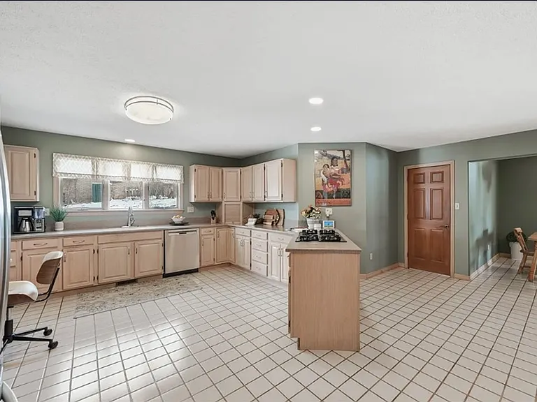 167 Druid Dr — Photo 11