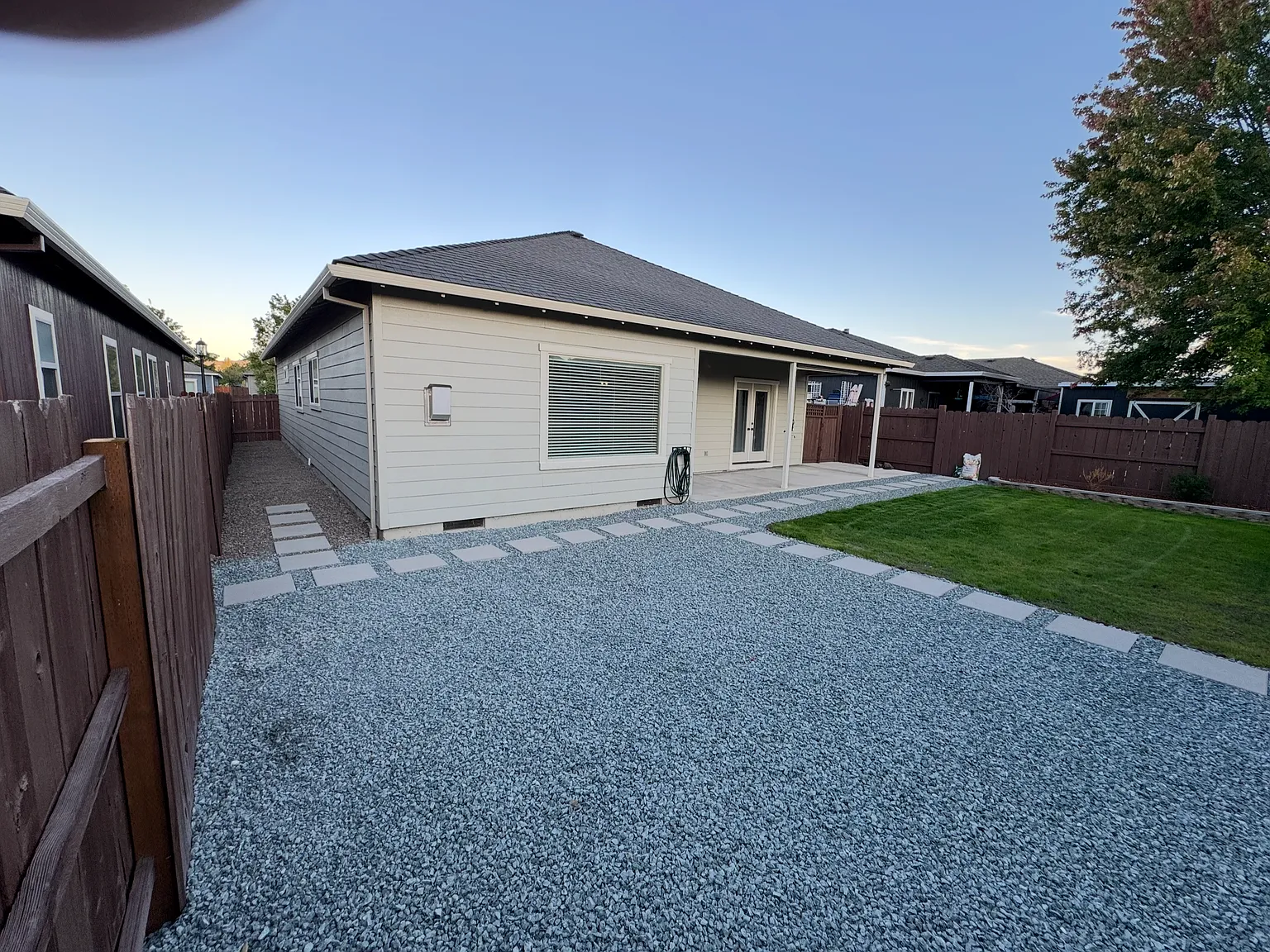 3 bed, 1422 sqft, $2,350 — Photo 4