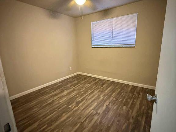 5th image of 3006 Lafayette Ave APT 11