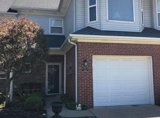 3415 Pinnacle Gardens Dr, Louisville, KY 40245