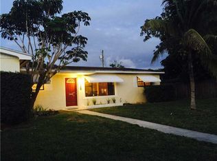 19821 Holiday Rd, Cutler Bay, FL 33157