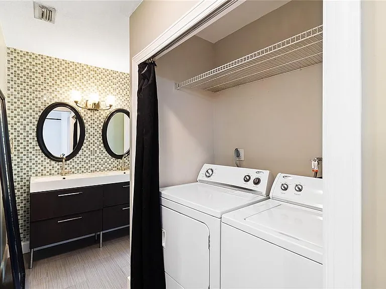 324 City View Dr — Photo 20