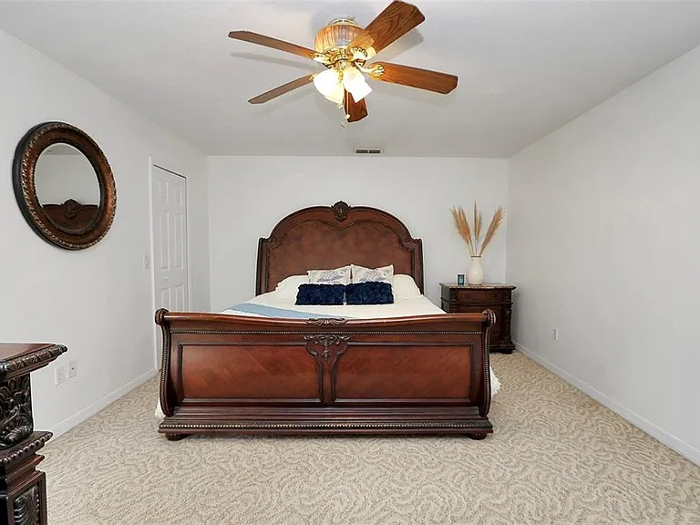 10648 SW 38th Ave — Photo 27