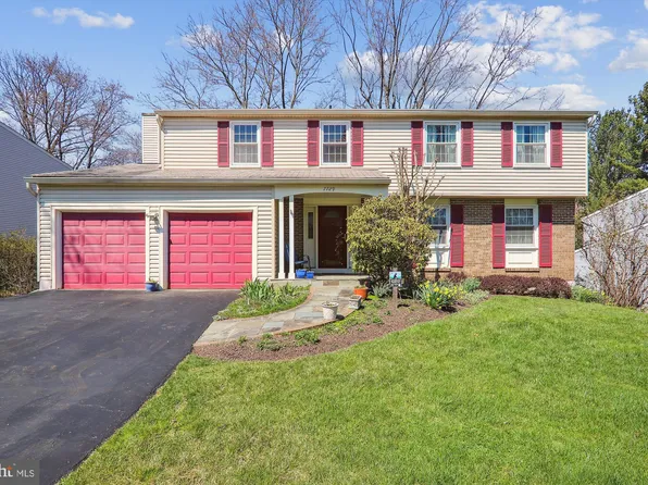 7729 Barnstable Pl, Rockville, MD 20855