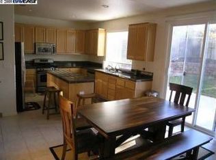 1018 Flowering Ash Dr, Hercules, CA 94547