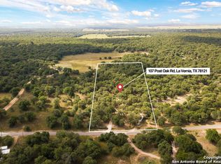 107 Post Oak Rd, La Vernia, TX 78121