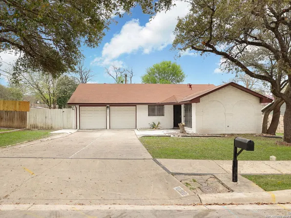 10322 TIOGA DR, San Antonio, TX 78230