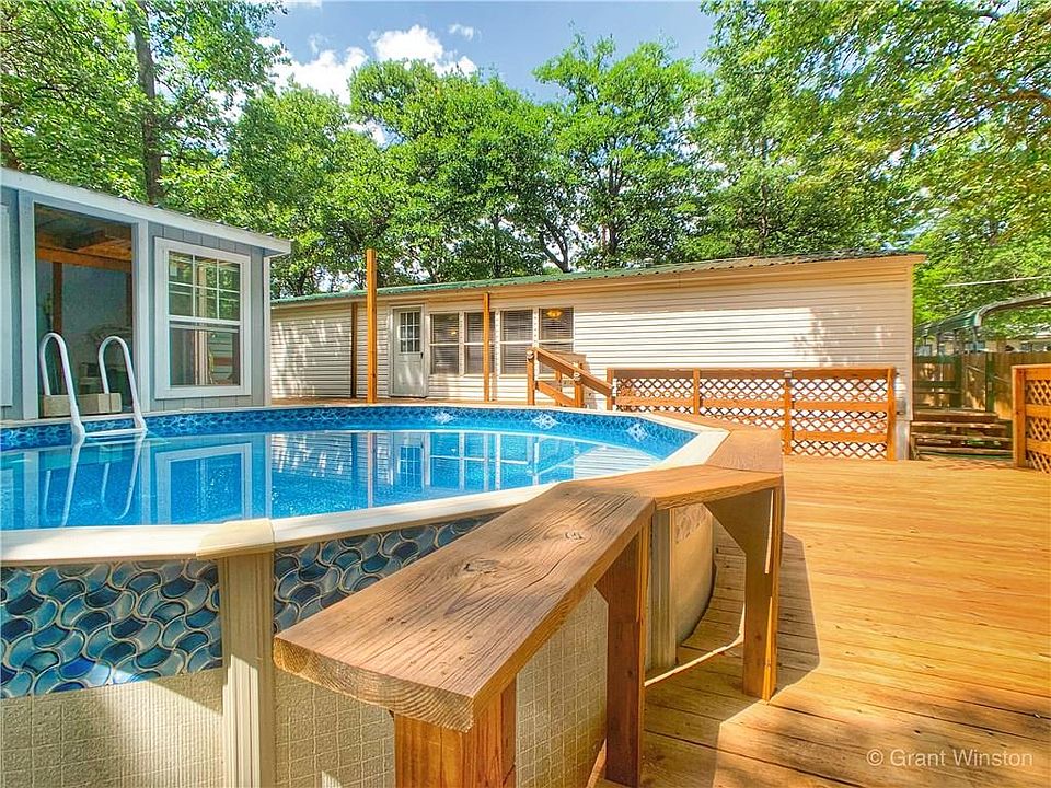 1st image of 4652 Lyndi Ln