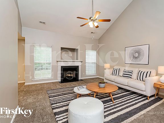 5th image of 3235 Leicester Dr