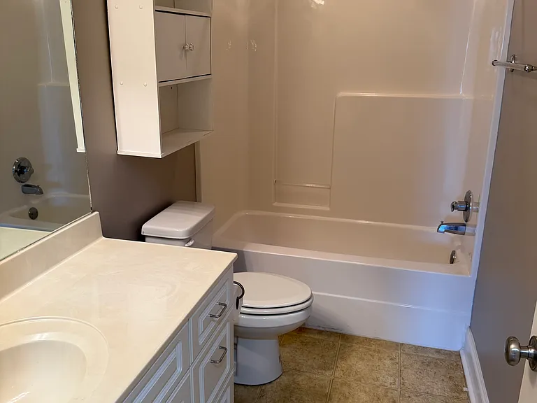 4010 Savannah St #C — Photo 16
