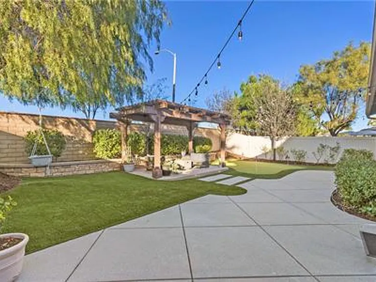 31650 Sweetwater Cir — Photo 31