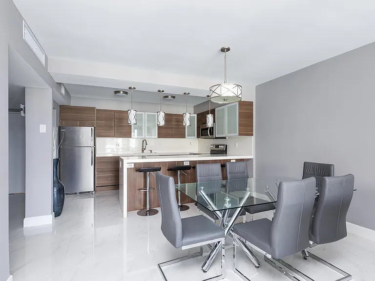 19380 Collins Ave #1527 — Photo 23
