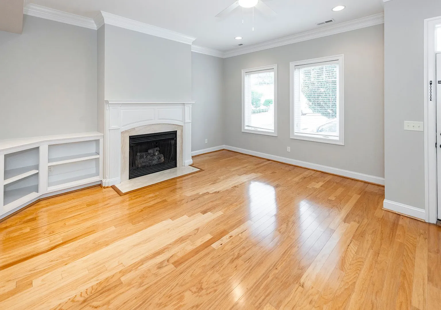 Beautifully updated 3-bedroom, 2.5 bath home at the North End — Photo 4