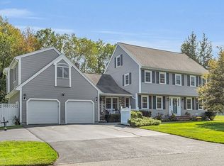 27 Sable Run Ln, Methuen, MA 01844