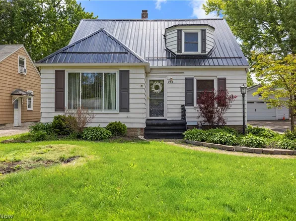 967 Gulf Rd, Elyria, OH 44035