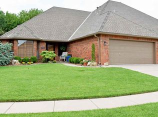 1432 Reveille Dr, Ponca City, OK 74604