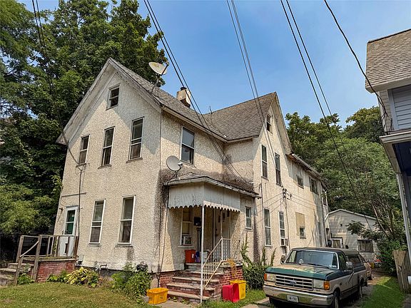 2nd image of 20 Mather St