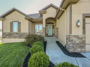 8728 SW 5th St, Blue Springs, MO 64064