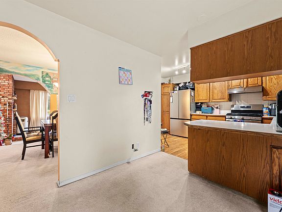 5th image of 273 52a St