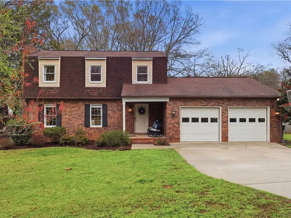 104 Roslyn Dr, Clemson, SC 29631