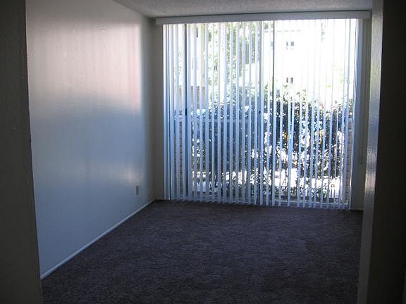 4th image of 515 Arbor Dr APT 2