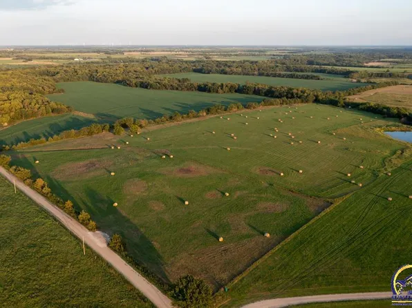 733 Road 280, Americus, KS 66835