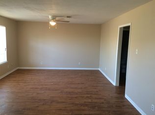 1811 Arnold Rd APT D, College Station, TX 77845