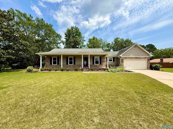 2100 Twist Cir SW, Huntsville, AL 35803