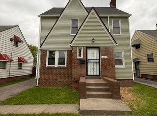 16305 Throckley Ave, Cleveland, OH 44128