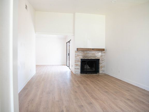 3rd image of 9720 Greensboro Cir