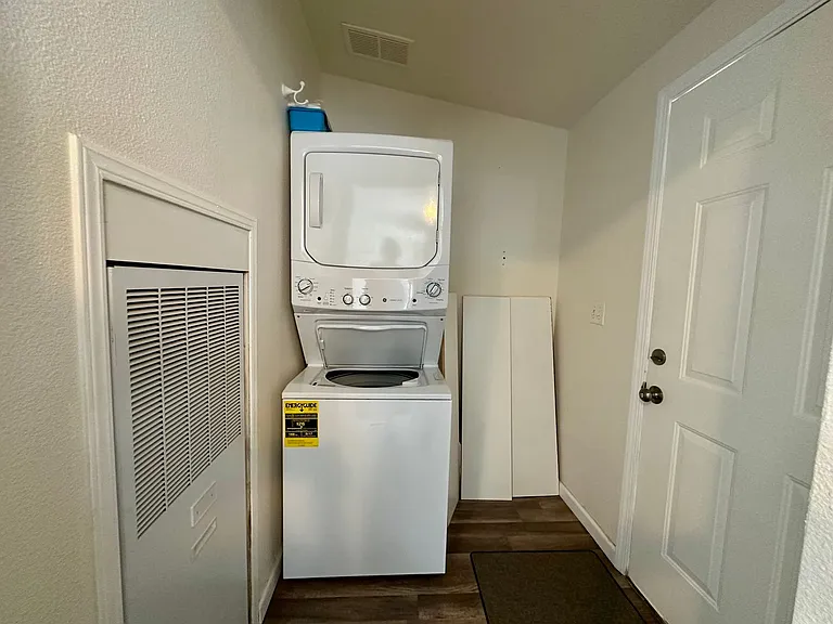 14124 Marsha Way — Photo 24