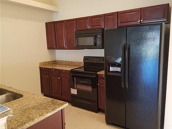 2nd image of 713 SE 5th St #715