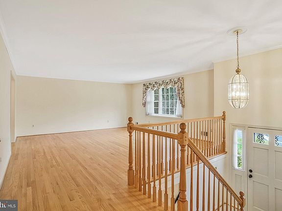 2nd image of 5101 Walport Ln