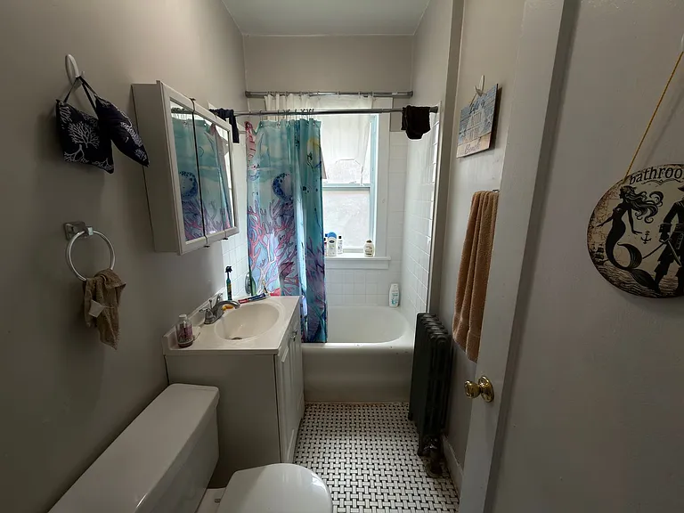 6437 N Leavitt St #2S — Photo 3