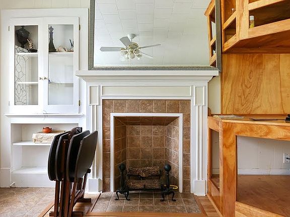 4th image of 703 E Plaquemine St