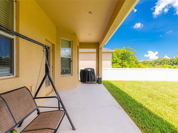 3rd image of 7129 Forest Mere Dr