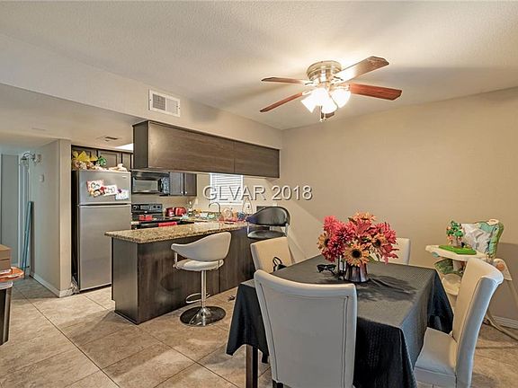 5th image of 6229 Bellota Dr