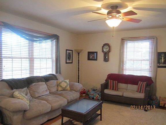 Enjoy this family room with great windows and red oak hardwood floors