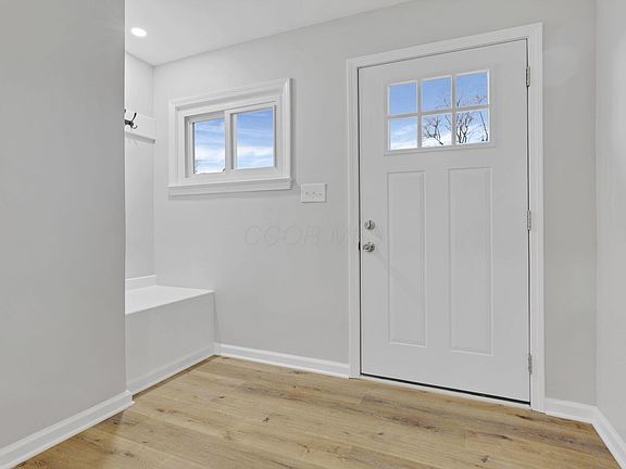 2nd image of 300 Forest Lawn Blvd