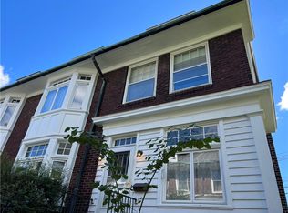 5300 Saint James Ter, Pittsburgh, PA 15232