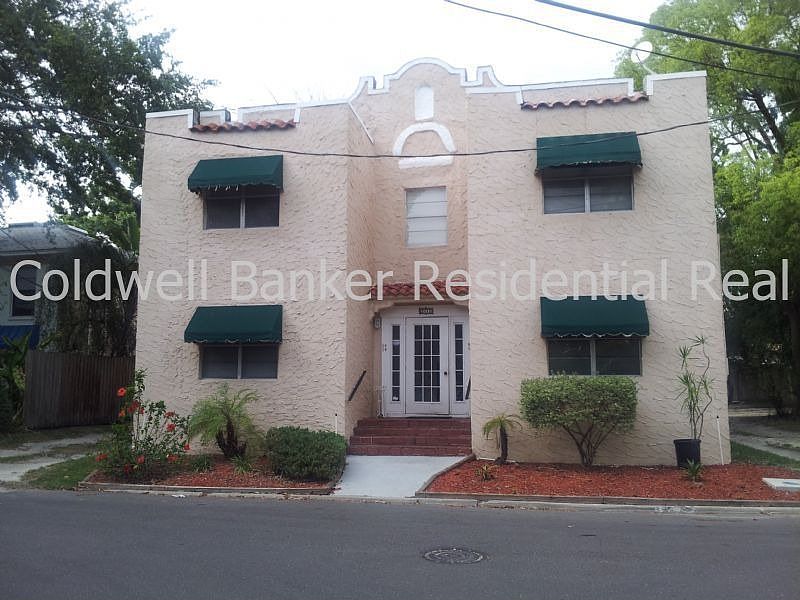 1st image of 2415 W Stroud Ave APT 1