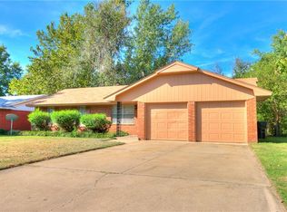 2226 Louise Ln, Norman, OK 73071