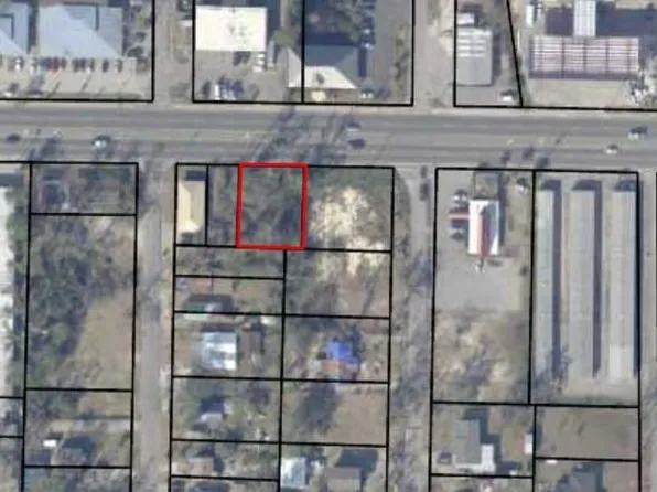 1707 W 15th St, Panama City, FL 32401